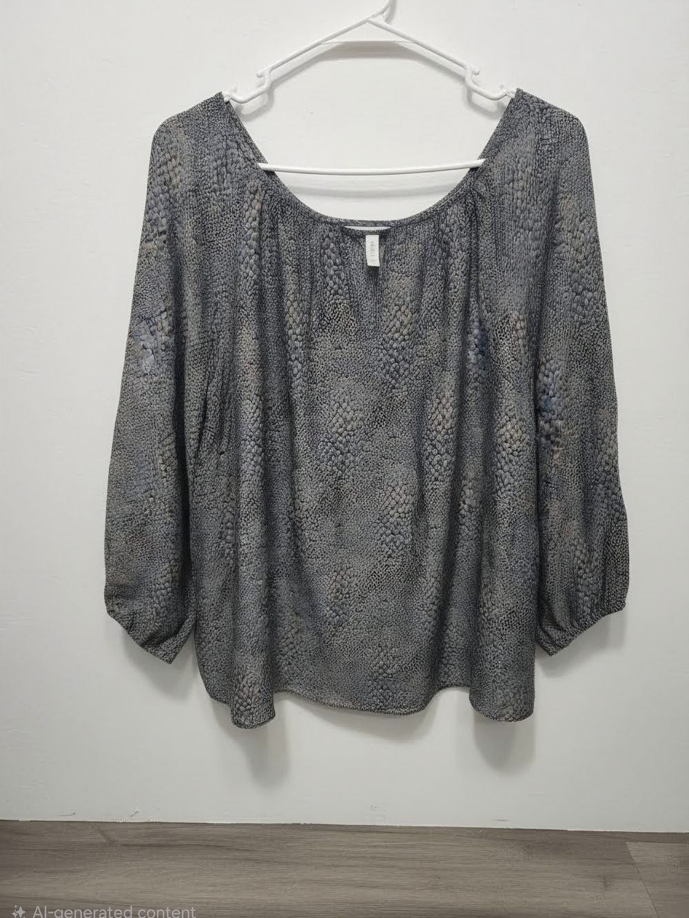 DREW Gray Scoop-Neck Peasant Blouse Size L